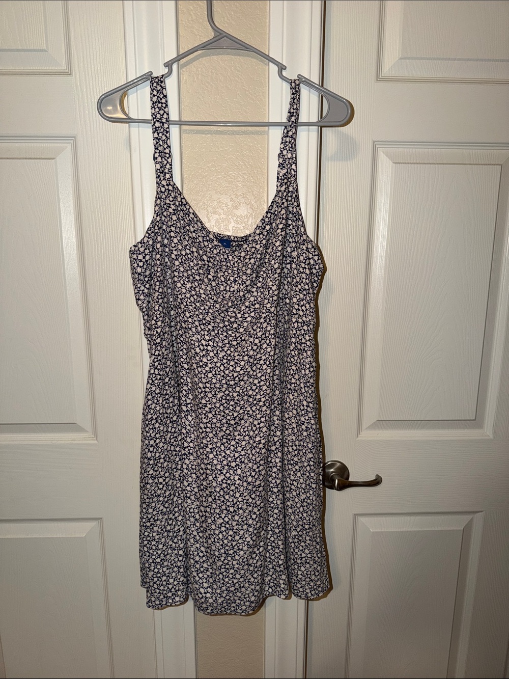 Old Navy Navy and White Floral Scoop-Neck Mini Dress